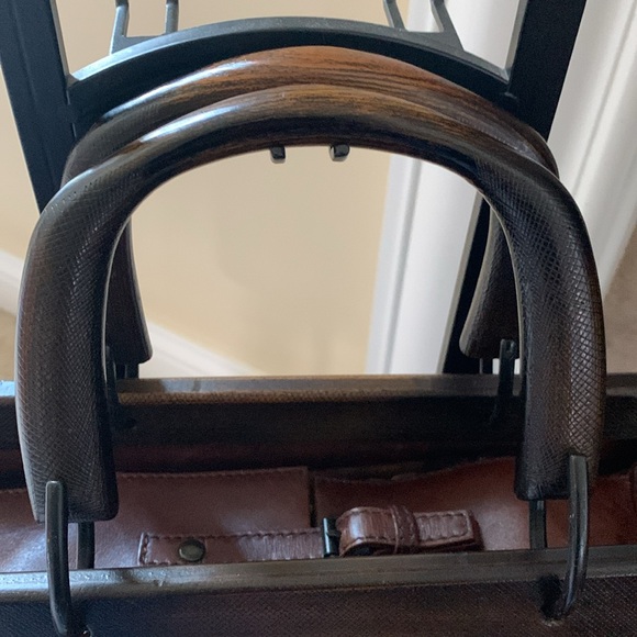 ✨STUNNING✨ Iconic GUCCI Tom Ford Wooden Handle Doctor Bag | - Picture 8 of 17